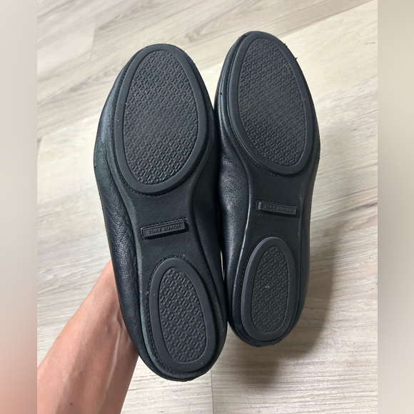 Tori Burch Ballet Flats Women 7 Claire Black Leather Slip On Gold Medallion - Picture 10 of 13